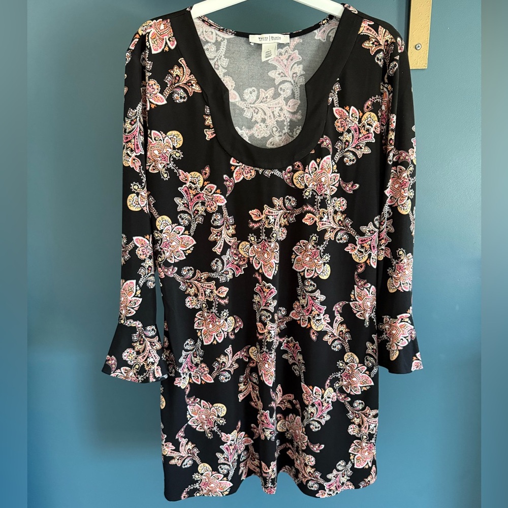 White House Black Market tunic